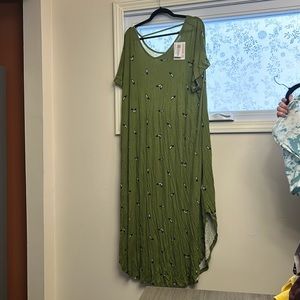 NWT LULAROE MACY MAXI DRESS WITH FEATHERS